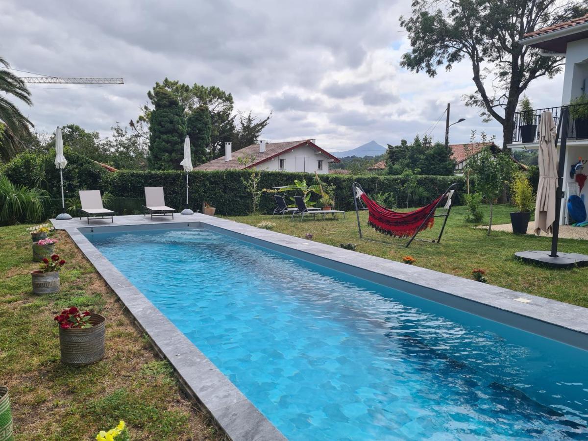 Appartement Avec Cuisine Et Grande Piscine Chauffee Hendaye Exteriér fotografie